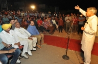 Addressing public meeting at Khuda Lahora